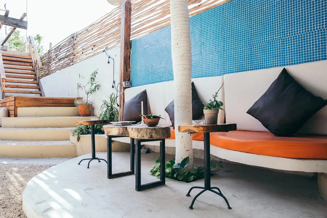 Teetotum Hotel Tulum